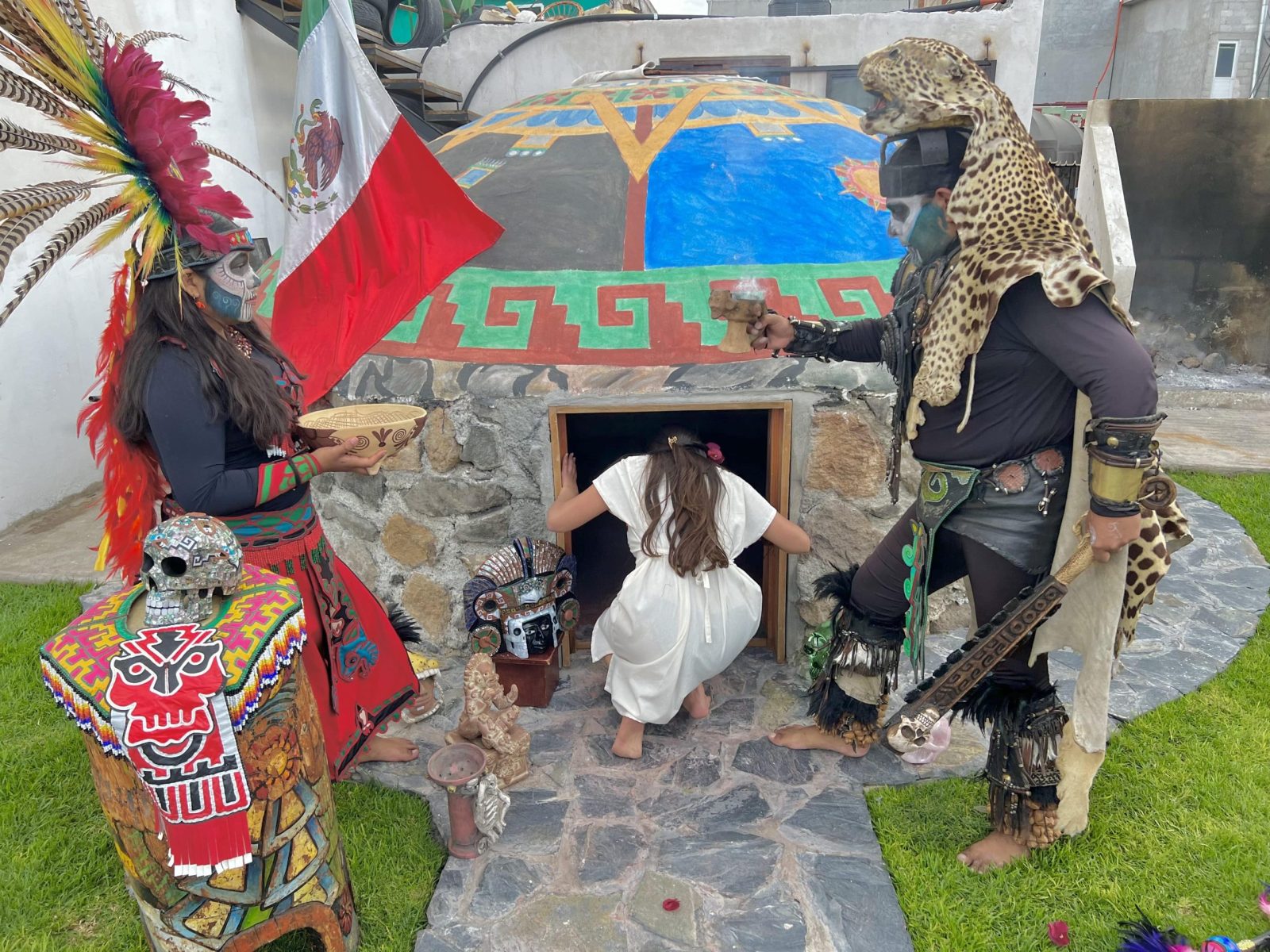 Temazcal tradicional al atardecer